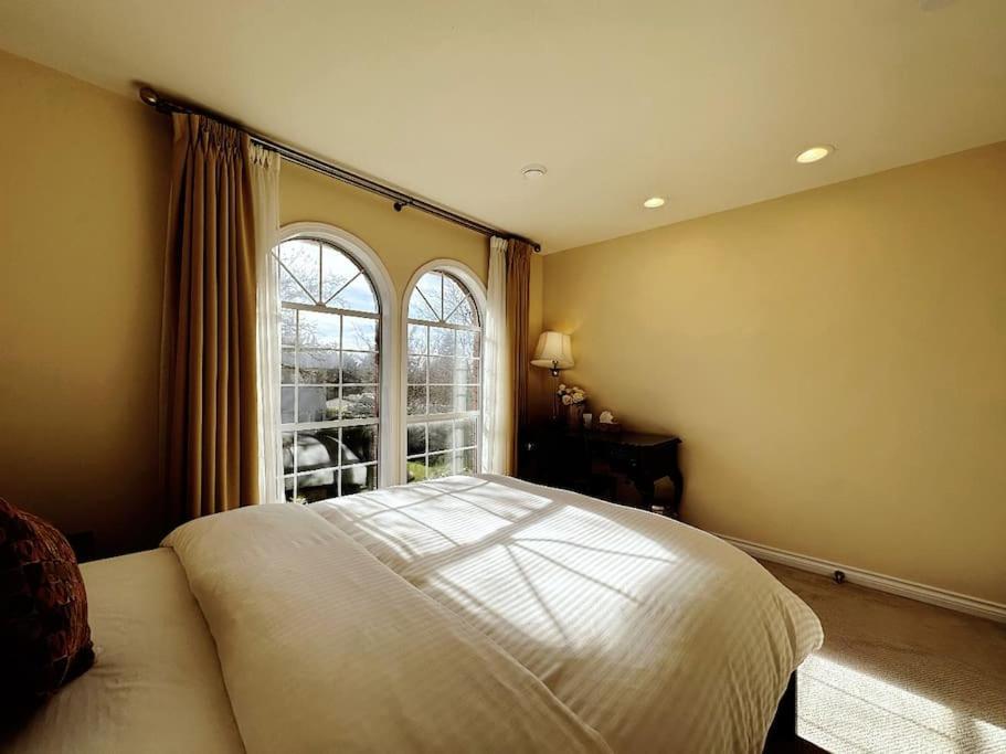 Super Cosy 8Bed & 6Bath In Vancouver Heart Near To Airport And Downtown Εξωτερικό φωτογραφία