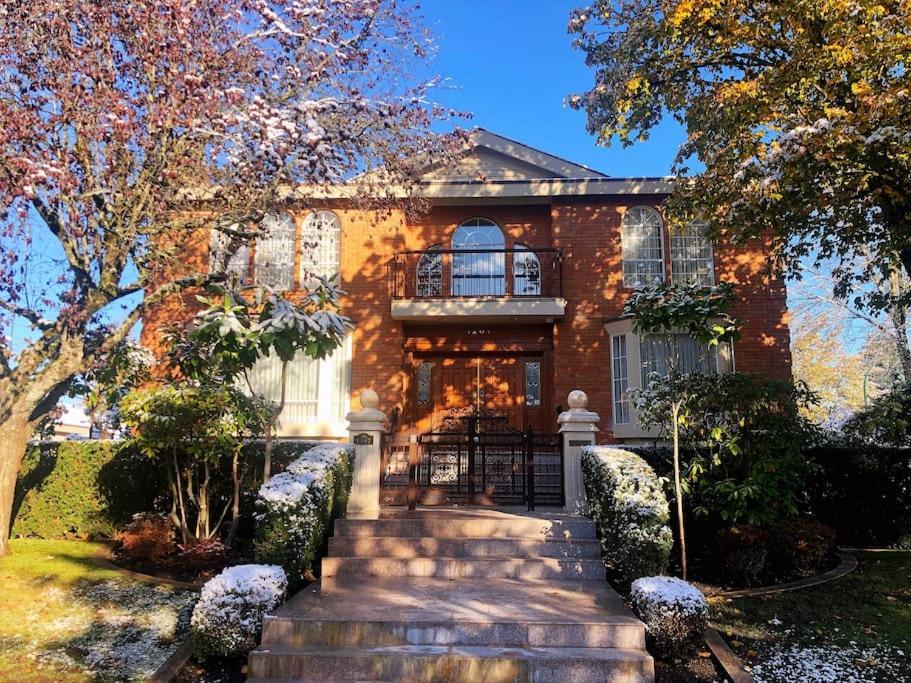 Super Cosy 8Bed & 6Bath In Vancouver Heart Near To Airport And Downtown Εξωτερικό φωτογραφία
