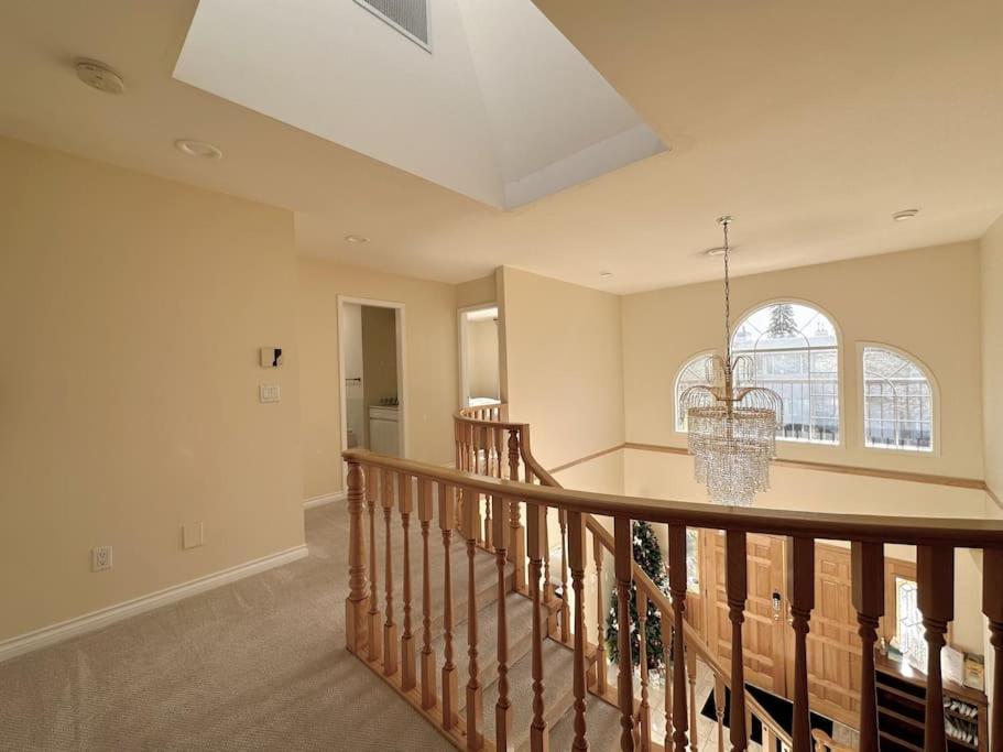 Super Cosy 8Bed & 6Bath In Vancouver Heart Near To Airport And Downtown Εξωτερικό φωτογραφία