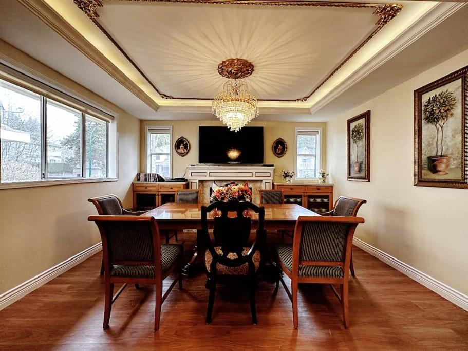 Super Cosy 8Bed & 6Bath In Vancouver Heart Near To Airport And Downtown Εξωτερικό φωτογραφία