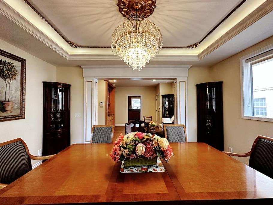 Super Cosy 8Bed & 6Bath In Vancouver Heart Near To Airport And Downtown Εξωτερικό φωτογραφία