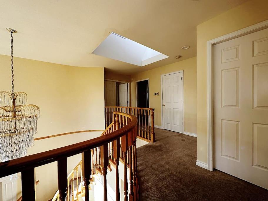 Super Cosy 8Bed & 6Bath In Vancouver Heart Near To Airport And Downtown Εξωτερικό φωτογραφία