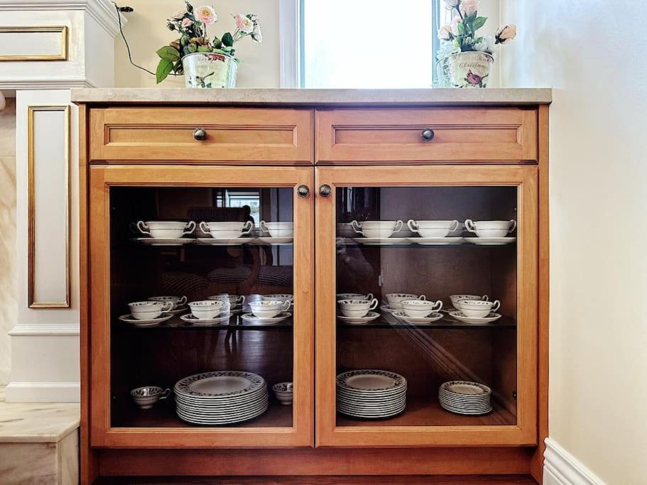 Super Cosy 8Bed & 6Bath In Vancouver Heart Near To Airport And Downtown Εξωτερικό φωτογραφία