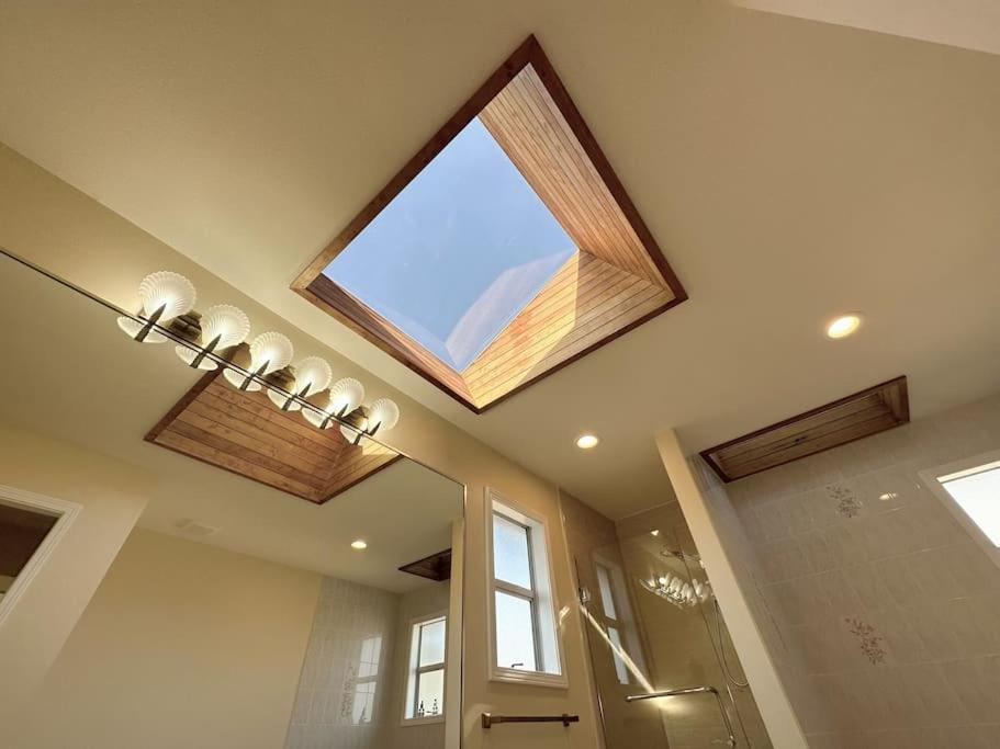 Super Cosy 8Bed & 6Bath In Vancouver Heart Near To Airport And Downtown Εξωτερικό φωτογραφία